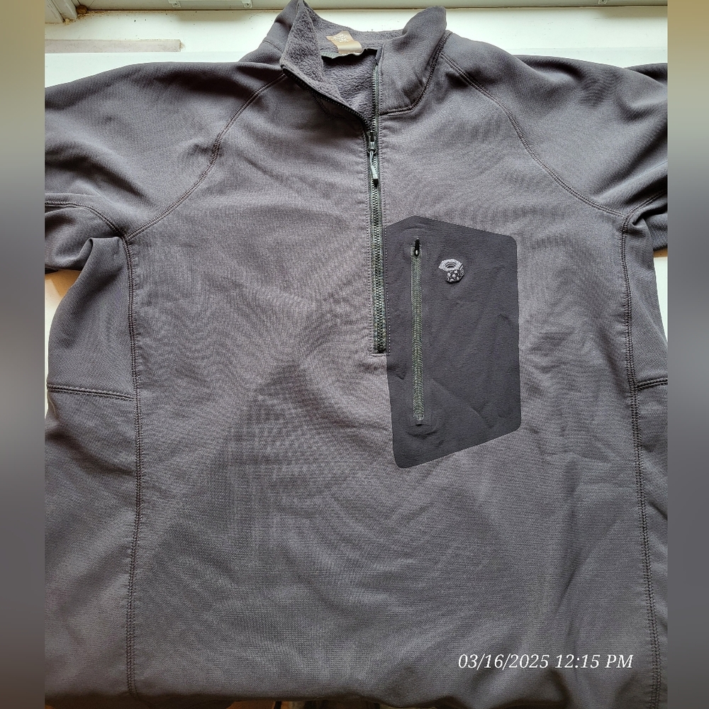Mountain Hardwear Gray Lightweight Casual Jacket